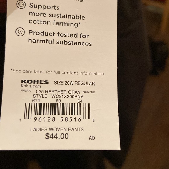 NWT  women, Croft &  Barrow  the effortless stretch pants.  Boot cut - Picture 7 of 7